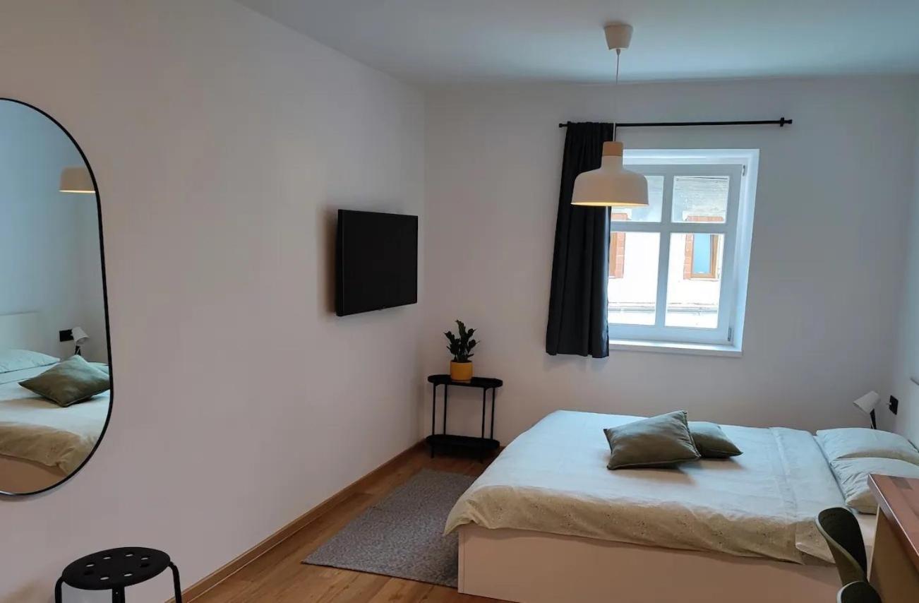 Corner House Apartments Near Lake Bled Радовлица Экстерьер фото